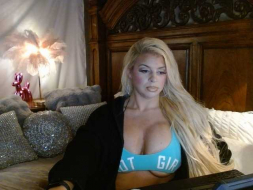 GwenTaylor webcam model stream image