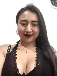 _Sarah-Office1 webcam model stream image