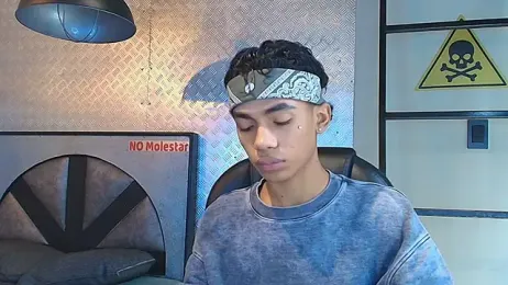 AlanCutee webcam model stream image