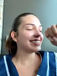 19whitebunny webcam model stream image
