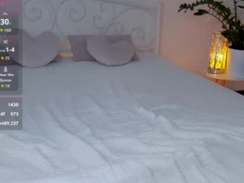 alyxkinski webcam model stream image