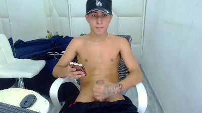 HollmanFronsh webcam cam4 model stream image