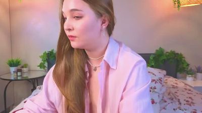 AlodieFitt webcam model stream image