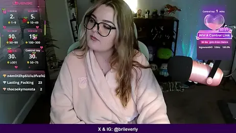 Briieverly webcam model stream image