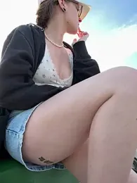 Izzy_Inked webcam model stream image