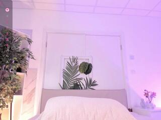 Rina Synna webcam model stream image