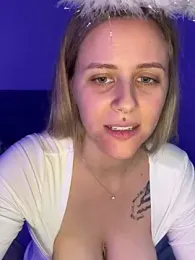 lunawolf21 webcam model stream image