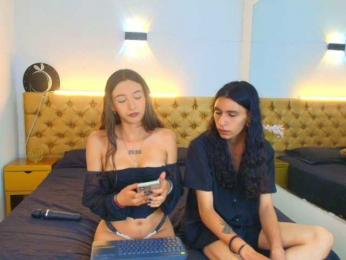 DarkLiightt webcam model stream image