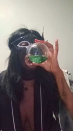 Ineschocolate webcam model stream image