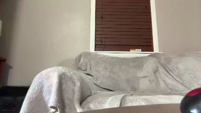 StudlyHardwood webcam cam4 model stream image