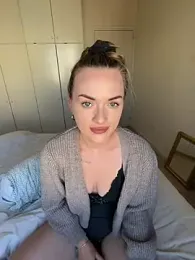 ElenaRebelle webcam model stream image
