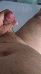 Alex39h webcam model stream image