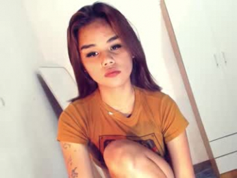 urasian_france69 webcam model stream image