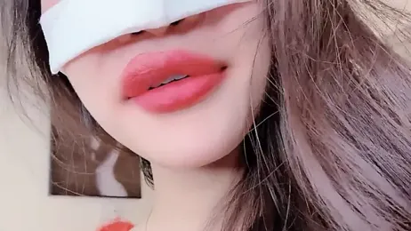 MaiLiiil webcam stripchat model stream image