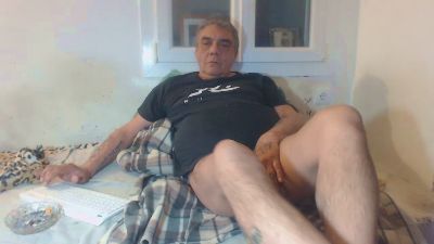 crownman webcam model stream image
