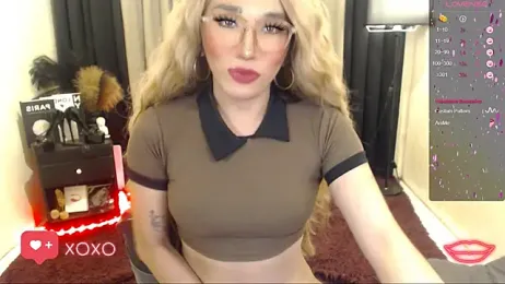 precious_RoseDoll webcam model stream image