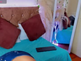 alondragomez_ webcam model stream image