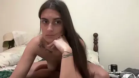 LilyLou webcam model stream image