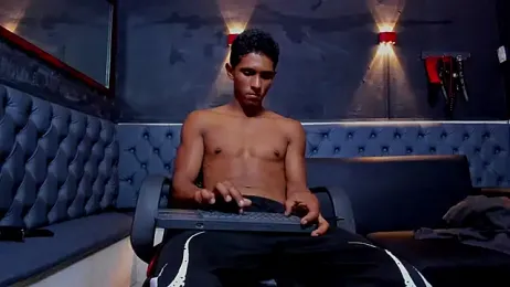 Yoel_Blessed webcam model stream image