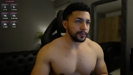 LoganMartinX webcam model stream image