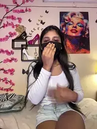 Aditi___O webcam stripchat model stream image