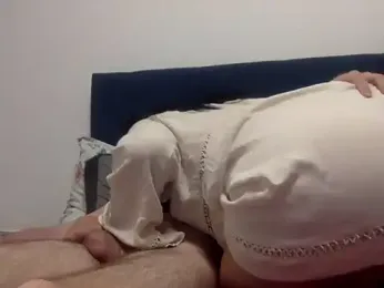 playcouplee webcam model stream image