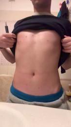 Twinkitaporcell webcam model stream image