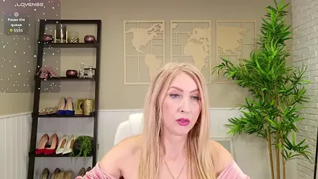 LadyLeea webcam model stream image