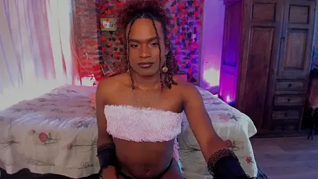 LaGoldenBitch webcam model stream image