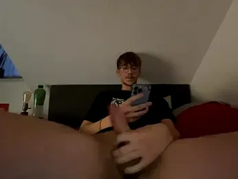 19yoSex webcam stripchat model stream image