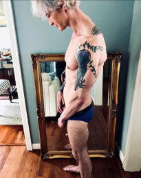 Tattooedloveboy webcam model stream image