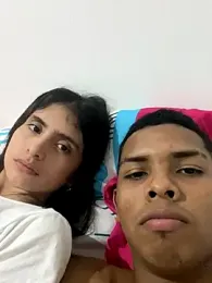 Skinny3-0 webcam stripchat model stream image