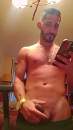 Darcal076 webcam model stream image