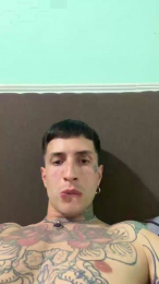 FantiFroil webcam model stream image