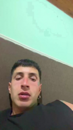 FantiFroil webcam model stream image