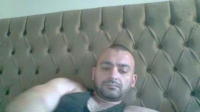 camera_arab webcam model stream image