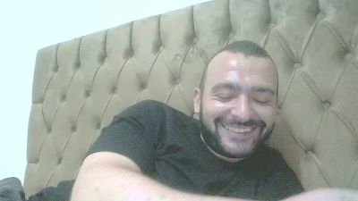camera_arab webcam model stream image