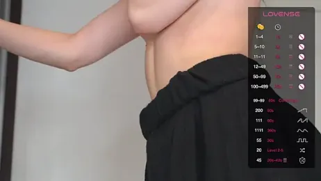 girl-next-door webcam model stream image