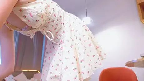 StarrShinee webcam model stream image