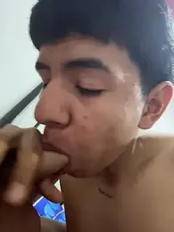 andresinh_ webcam model stream image