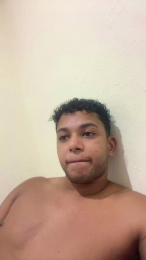 PUTO6x6 webcam model stream image