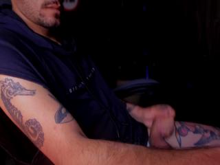 Daamian Cox webcam model stream image