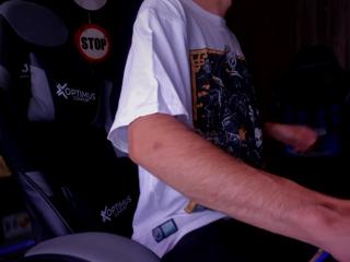 Daamian Cox webcam model stream image