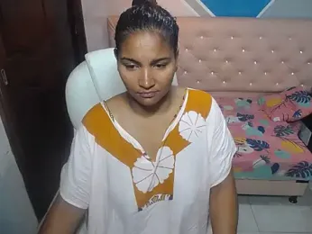 Celeste_wood webcam model stream image