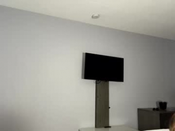 cutecarlyyx webcam model stream image