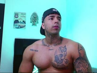 Darius Phoenixx webcam flirt4free model stream image