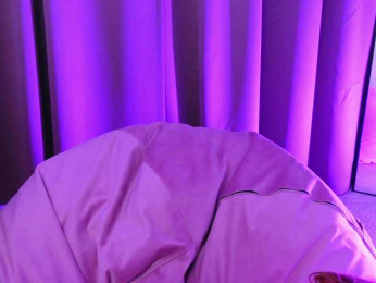 VanyaRayy webcam bongacams model stream image