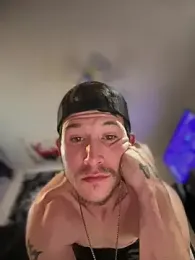 AlecurClit webcam model stream image