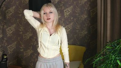 CharlenaLouras webcam model stream image