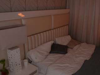little-lola07 webcam model stream image